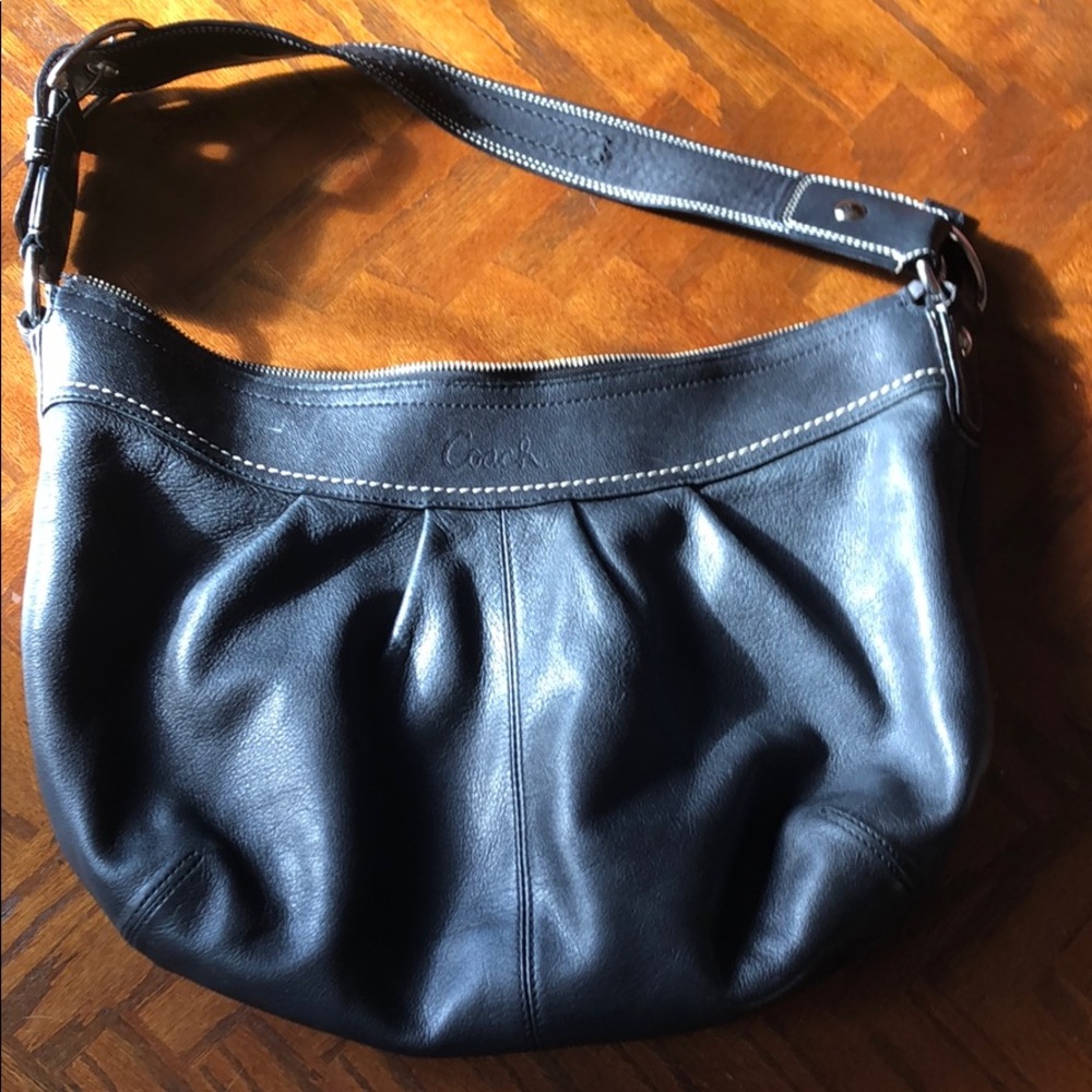 Coach black leather purse, authentic